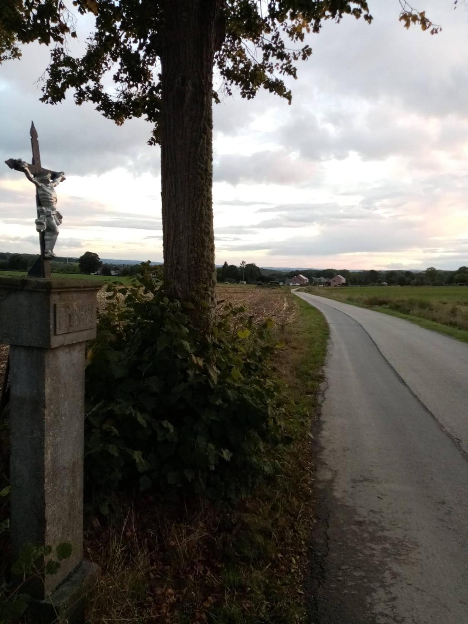 Feel At Home In Warre, デュルビュイ エクステリア 写真