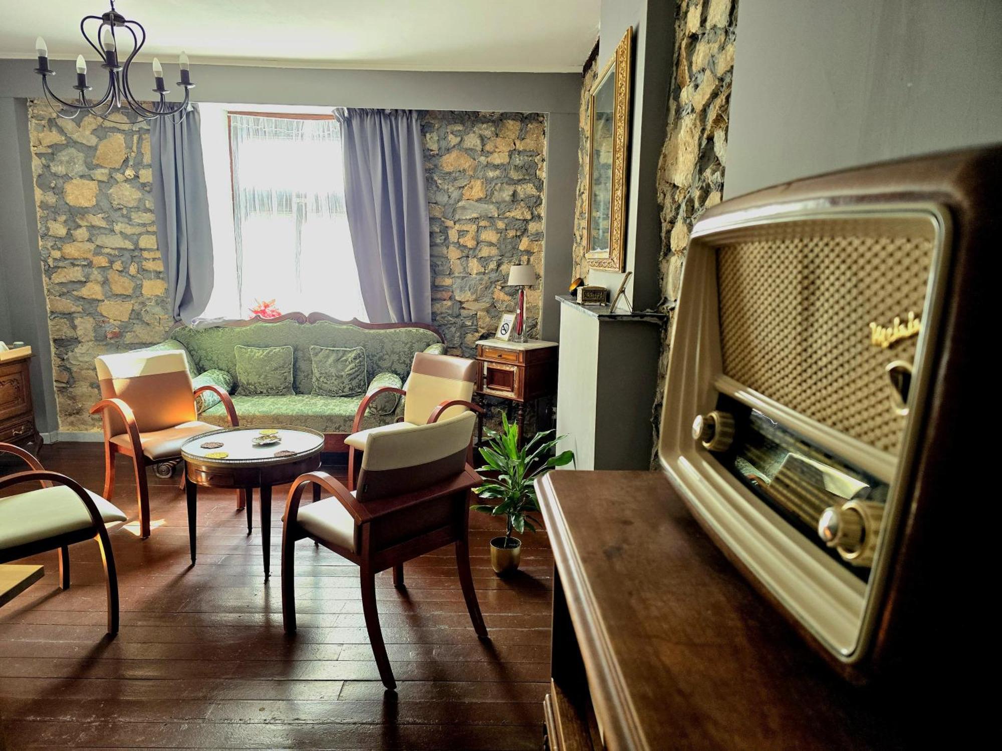 Feel At Home In Warre, デュルビュイ エクステリア 写真